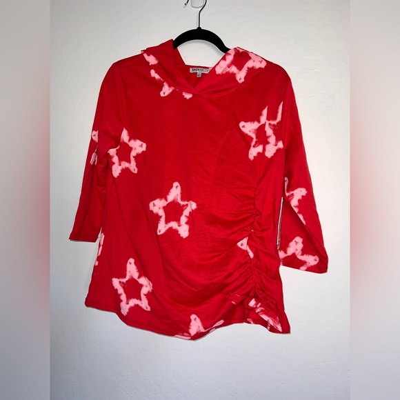 NWT Sportelle 3/4 Sleeve Hooded Star Print Athletic Top Knotted Side Large - Picture 2 of 7
